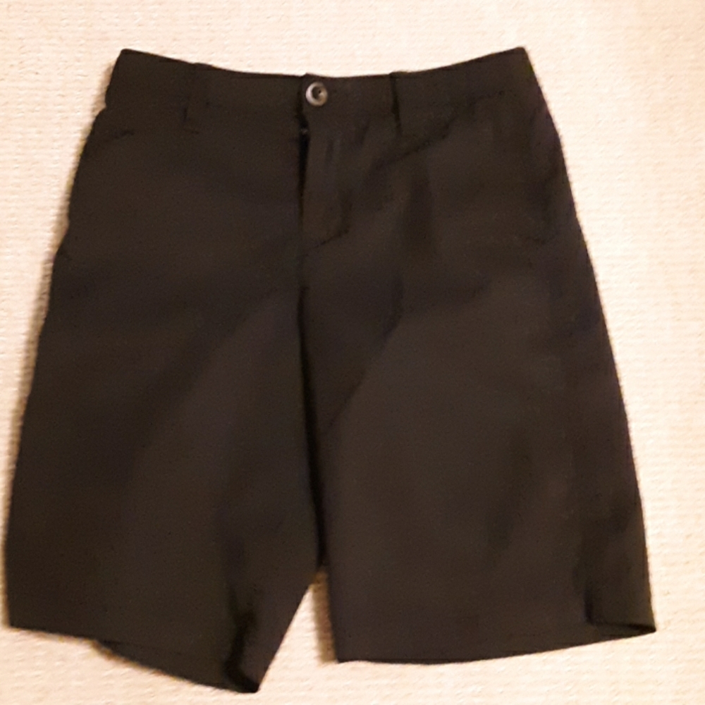 Under armor golf shorts